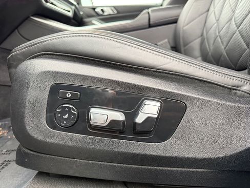 Used 2025 BMW X5 sDrive40i w/ Climate Comfort Package image 10