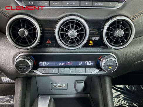 Used 2023 Nissan Sentra SR w/ Electronics Package FWD image 22