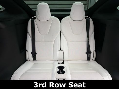 Used 2022 Tesla Model X Plaid image 9