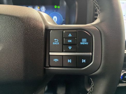 Used 2025 Ford F150 Lariat w/ Equipment Group 502A High image 18