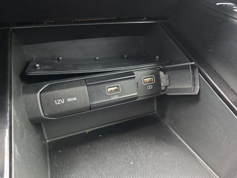 Certified 2021 Kia Telluride S image 30