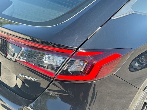 Used 2023 Honda Civic Sport image 26