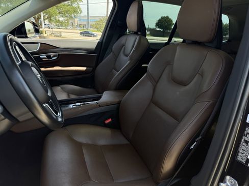 Used 2019 Volvo XC90 T6 Momentum w/ Advanced Package AWD/4WD image 25