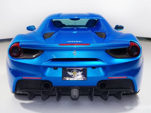 Used 2017 Ferrari 488 Spider image 7