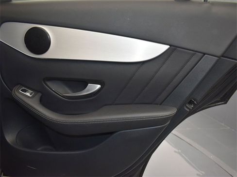 Used 2022 Mercedes-Benz GLC 300 image 14