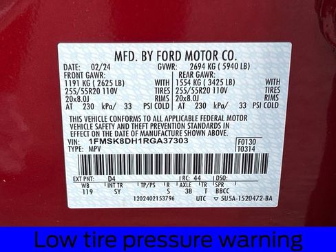 Used 2024 Ford Explorer XLT w/ Equipment Group 202A AWD/4WD image 15