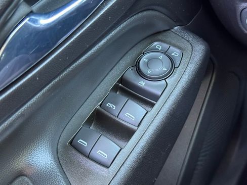 Used 2023 Chevrolet Equinox LT w/ LPO, Floor Liner Package image 27