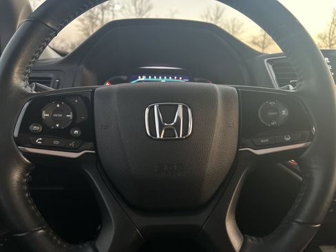 Certified 2022 Honda Pilot Special Edition image 17