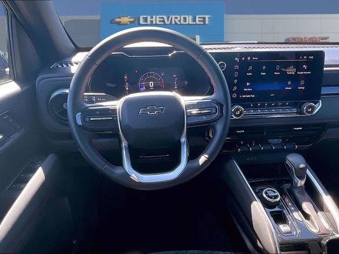 Used 2023 Chevrolet Colorado Z71 w/ Z71 Convenience Package 2 AWD/4WD image 9