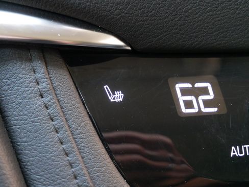 Used 2017 Cadillac XT5 Luxury w/ Driver Awareness Package AWD/4WD image 20