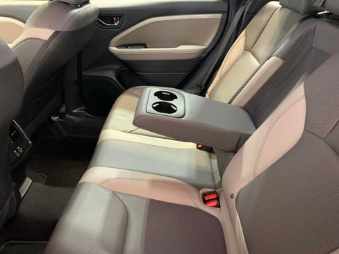 Used 2025 Subaru Forester Limited AWD/4WD image 9