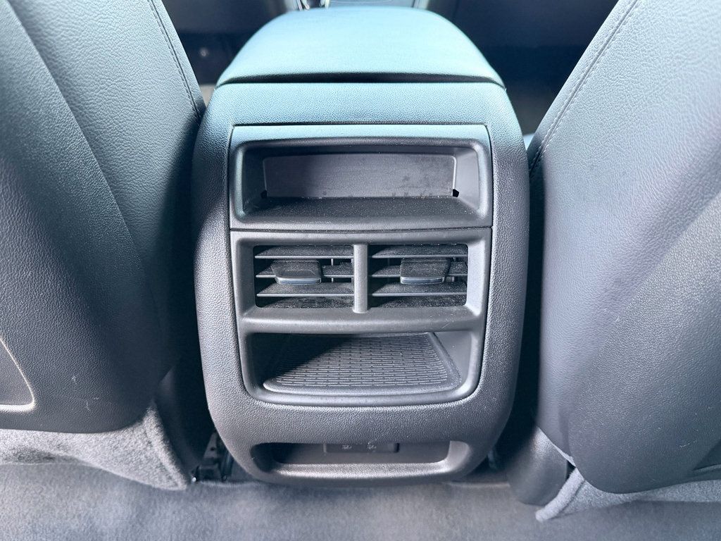 Used 2023 Cadillac XT5 Luxury FWD image 27