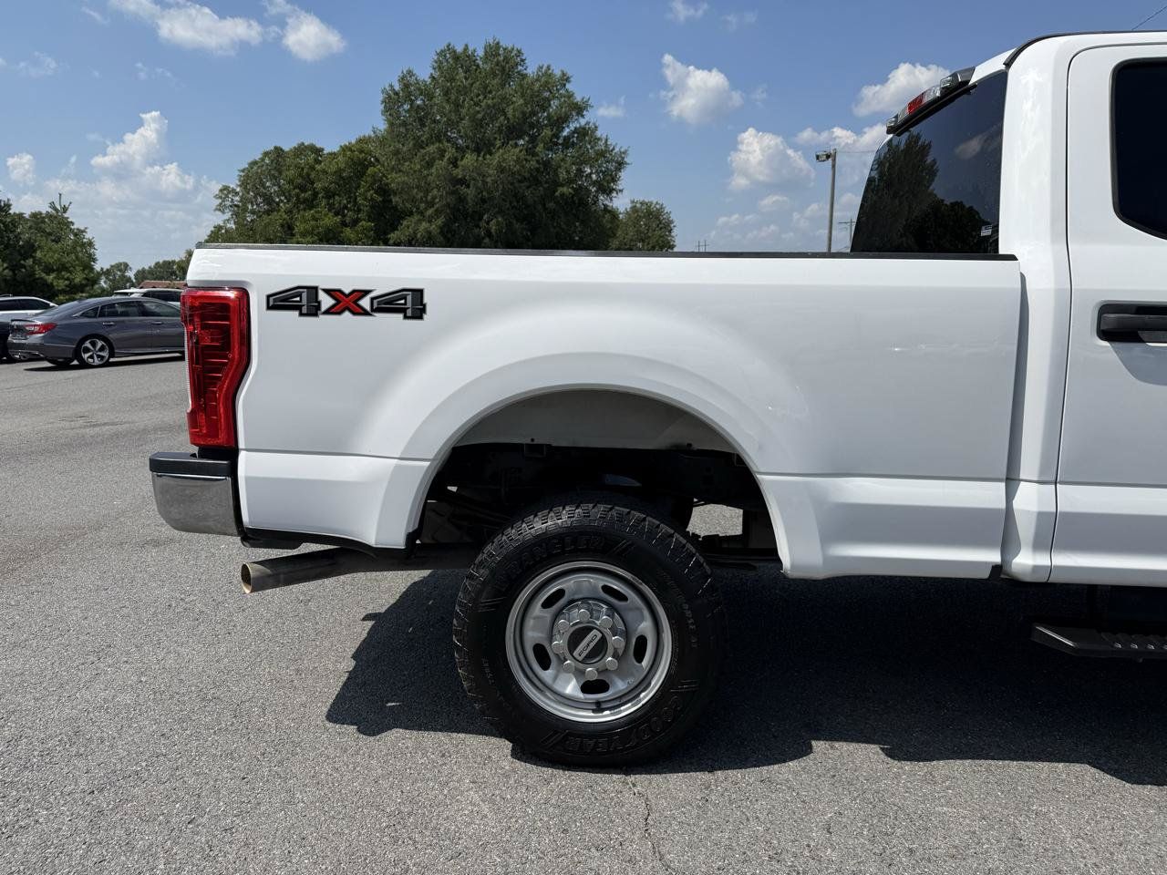 Used 2019 Ford F250 XL w/ Power Equipment Group AWD/4WD image 38