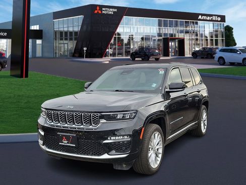 Used 2024 Jeep Grand Cherokee Summit w/ Luxury Tech Group V image 1