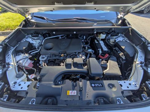 Used 2023 Toyota RAV4 Limited image 30