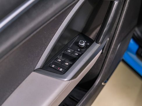 Used 2020 Audi Q3 2.0T Premium Plus w/ Premium Plus Package image 46