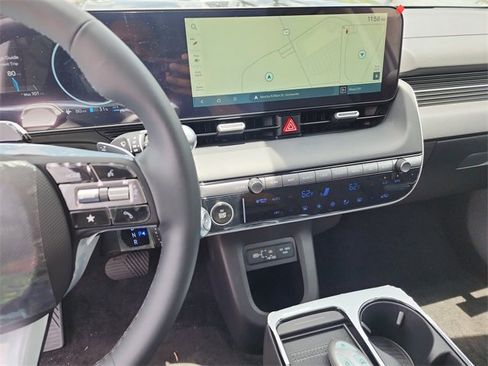 New 2025 Hyundai Ioniq 5 SEL image 19