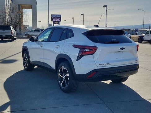 New 2026 Chevrolet Trax RS w/ Driver Confidence Package image 4