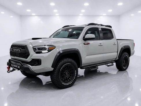 Used 2021 Toyota Tacoma TRD Pro AWD/4WD image 1