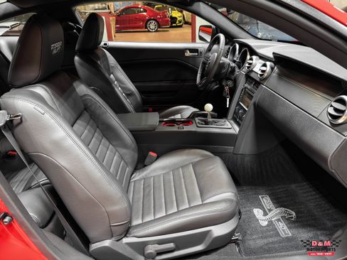 Used 2008 Ford Mustang Shelby GT500 RWD image 14