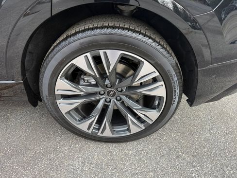 New 2026 Audi Q8 Premium Plus image 22