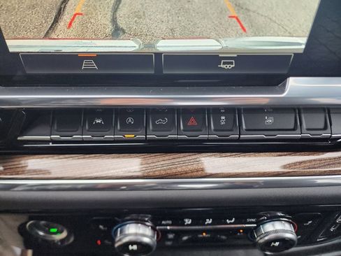 Used 2023 GMC Sierra 1500 Elevation image 35