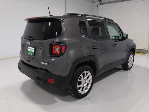 Used 2020 Jeep Renegade Latitude image 9
