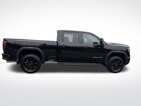 New 2026 GMC Sierra 2500 AT4 w/ Technology Package AWD/4WD image 13