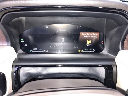 Used 2022 Lincoln Nautilus Reserve image 15