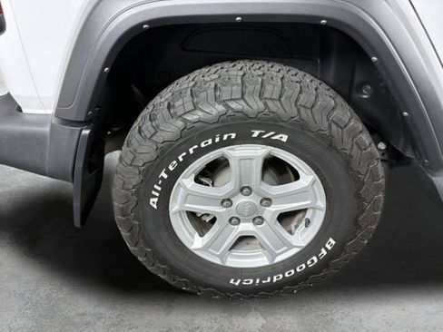 Used 2023 Jeep Wrangler Unlimited Sport AWD/4WD image 14