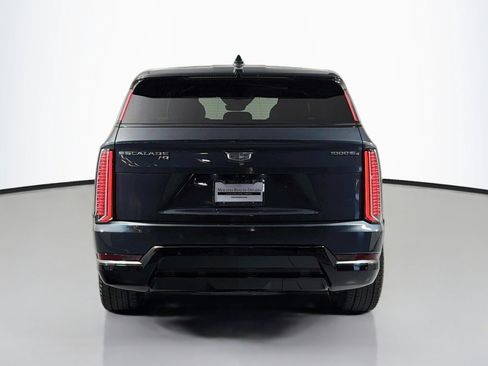 Used 2026 Cadillac Escalade IQ Sport 1 AWD/4WD image 4