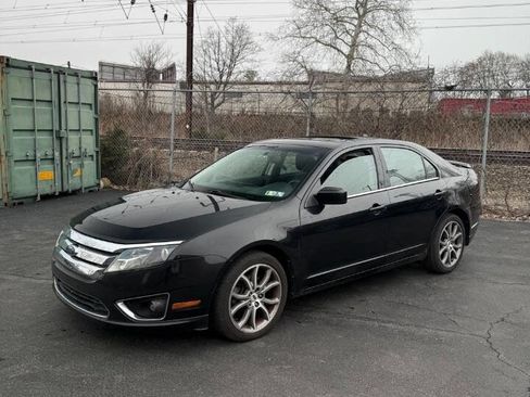 Used 2010 Ford Fusion SE FWD image 3