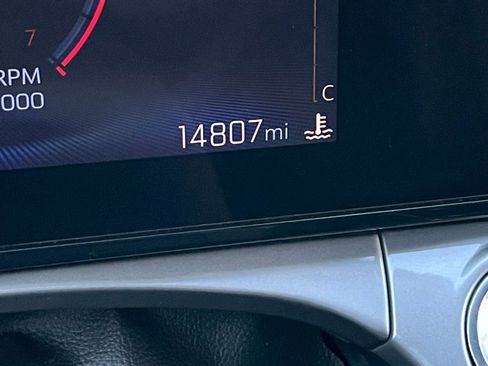 Used 2025 Chevrolet Trax LT image 38