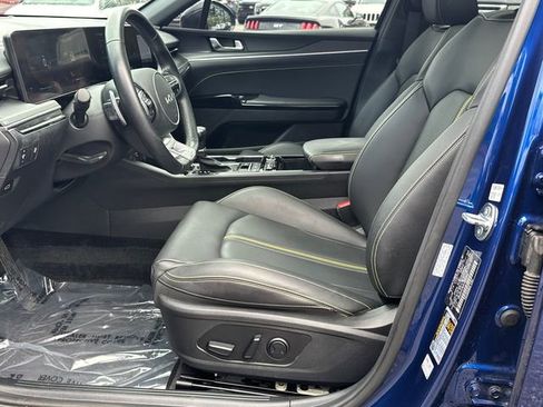 Used 2025 Kia K5 GT FWD image 9