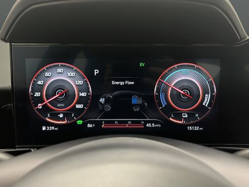 Used 2023 Hyundai Elantra Limited FWD image 17