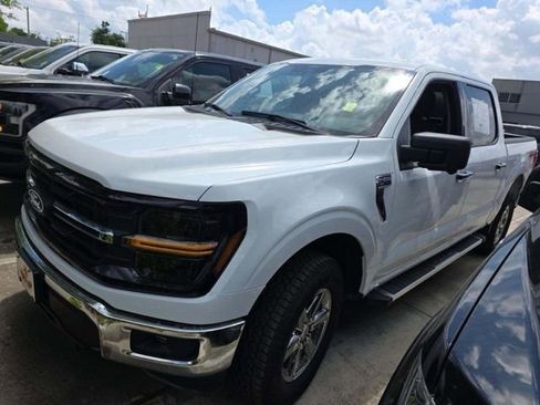 Used 2024 Ford F150 XLT w/ Tow/Haul Package image 2