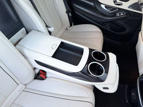 Used 2018 Mercedes-Benz S 560 Sedan image 26