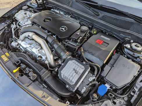 Used 2025 Mercedes-Benz CLA 250 4MATIC image 45