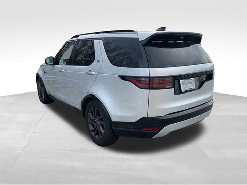 Used 2023 Land Rover Discovery S R-Dynamic image 6