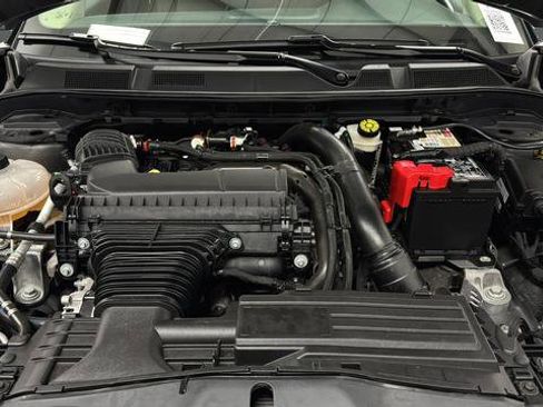 Used 2025 Lincoln Corsair AWD image 26