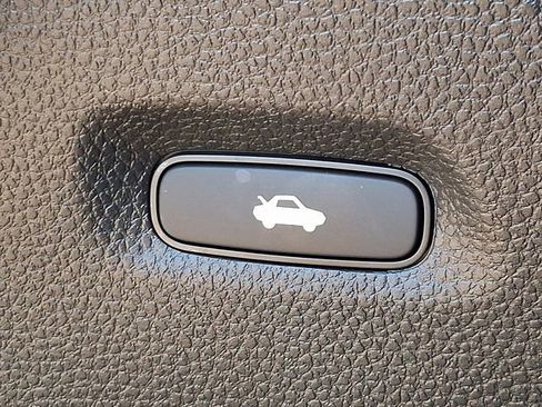 Used 2025 Honda Civic Sport image 26