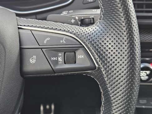 Used 2023 Audi SQ5 Premium Plus image 28