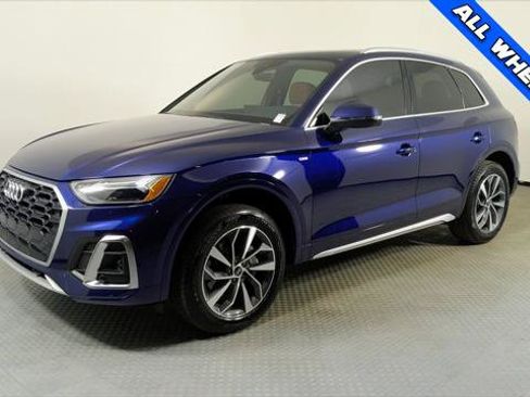 Used 2023 Audi Q5 2.0T Premium w/ Convenience Package AWD/4WD image 2