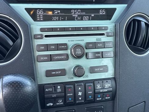 Used 2011 Honda Pilot EX-L image 29