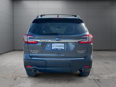 Used 2024 Subaru Ascent Touring AWD/4WD image 4