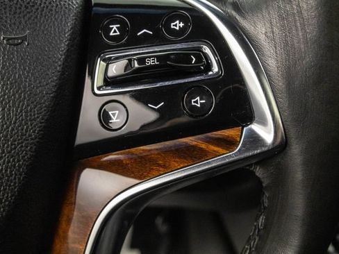 Used 2015 Cadillac Escalade Luxury AWD/4WD image 17