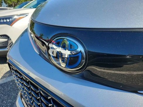 Used 2024 Toyota Sienna XSE FWD image 11