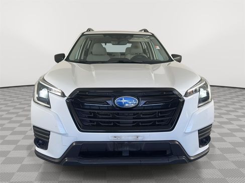 Used 2022 Subaru Forester w/ Popular Package #1 AWD/4WD image 2