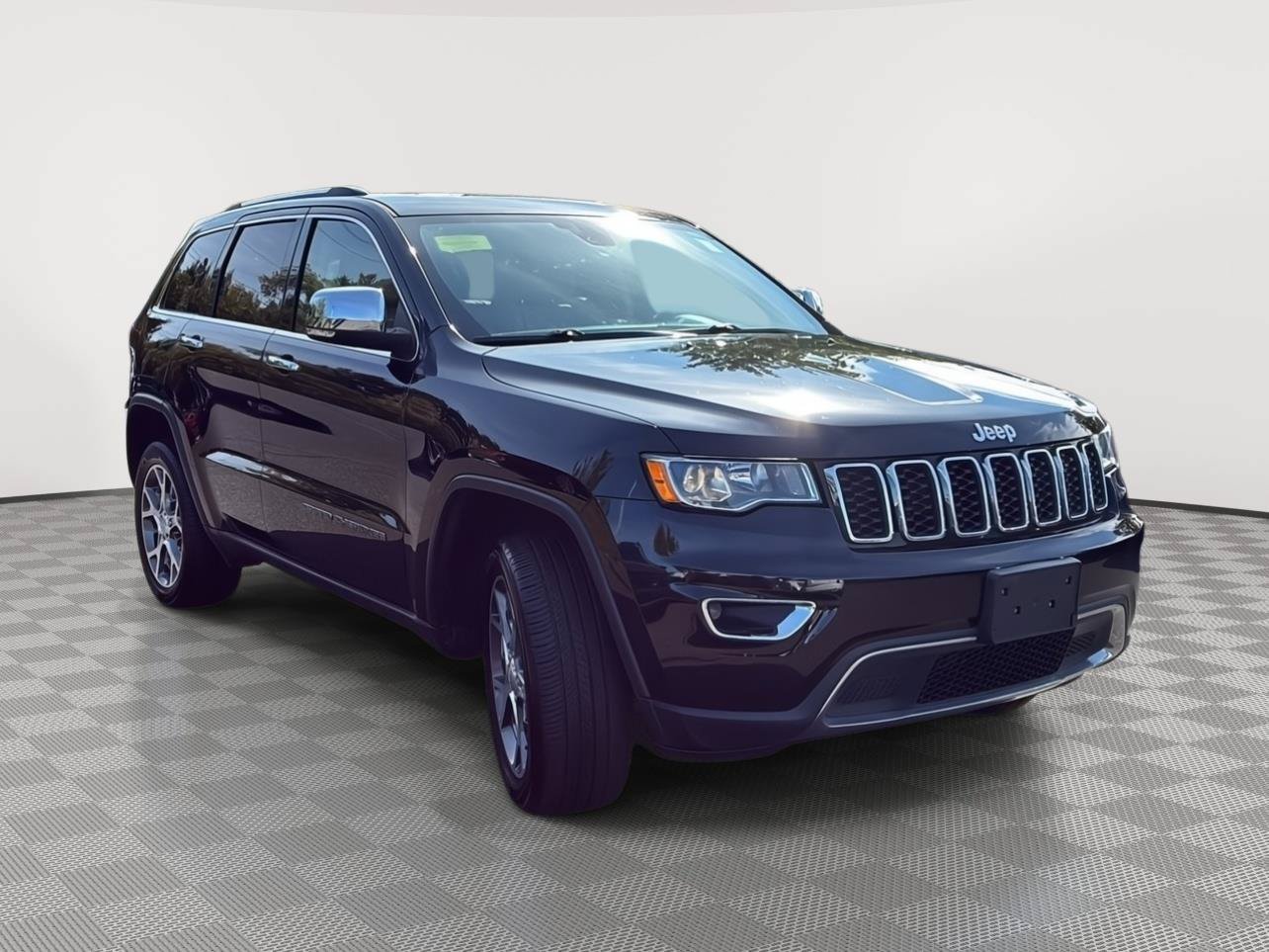 Used 2021 Jeep Grand Cherokee Limited w/ Luxury Group II AWD/4WD image 3