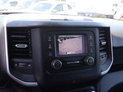 Used 2020 RAM 1500 Big Horn AWD/4WD image 16